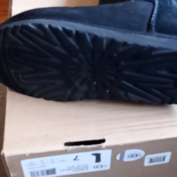 Ugg woman's boots - Picture 4 of 8